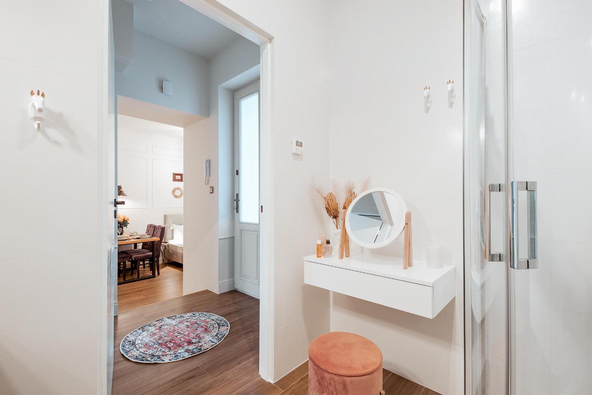 Cozy Apartment In Old Town Cracóvia Exterior foto